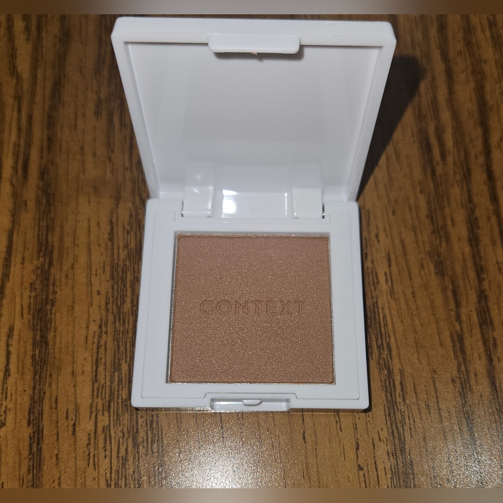 Context Matte Bronzer In Undisputed 0.10 BNIB Deluxe Mini
